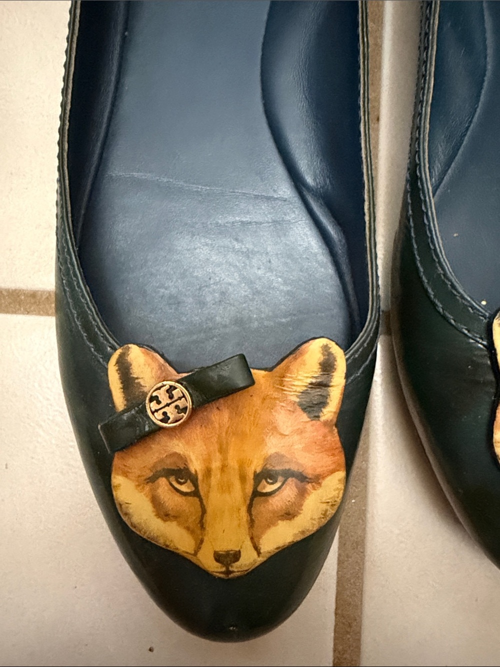 Tory Burch Black Leather Ballet Flats with Fox Motif - Picture 2 of 4